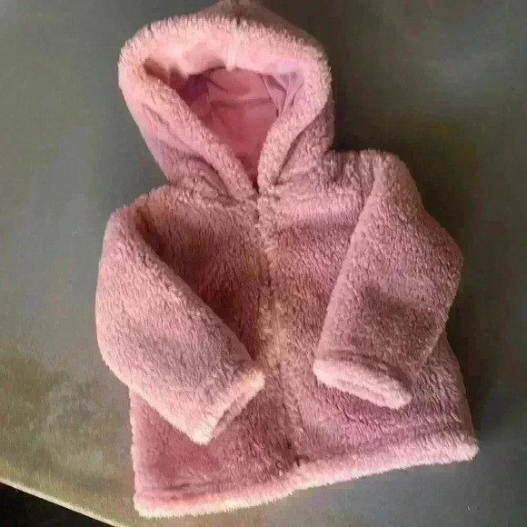 Just One You by Carter's Pink Zip Up Long Sleeve Sherpa Hooded Jacket Size 9-12M - Picture 1 of 8